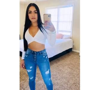 Meet your Posher, Alexandra